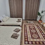 Centrul Vechi בית אירוח *