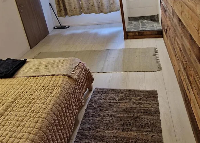 Centru Vechi Rooms בית אירוח